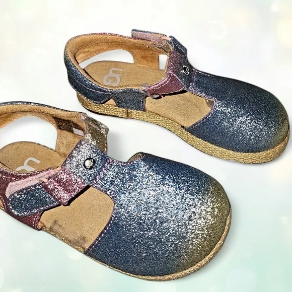 UGG Emmery Sandals