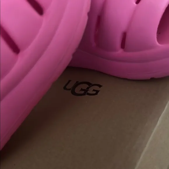 UGG Kids Pink Sandals