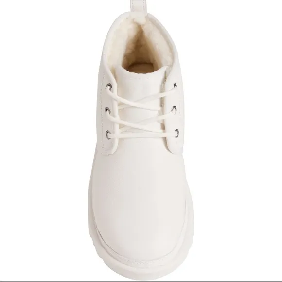 Ugg ‘Neumel’ Leather Chukka Boots