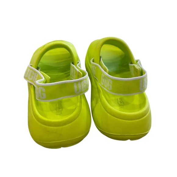 UGG Sport YEAH Lime Green Sandals Youth 6