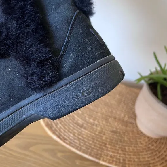 UGG Sunburst Tall Black Suede Boots Sheepskin Lining Shearling Trim Women’s 8