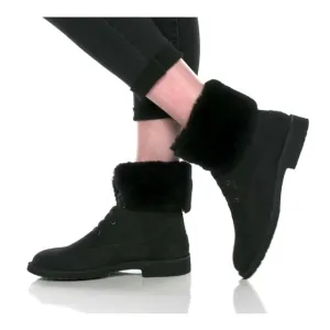 UGG Weylyn Boots