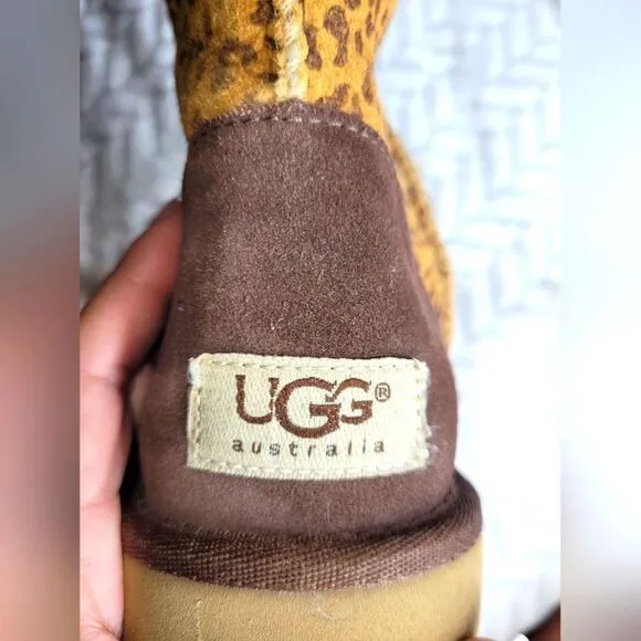 Ugg Classic Tall II Boot, Cheetah Edition (Hard to find!), Women's sz 7.
