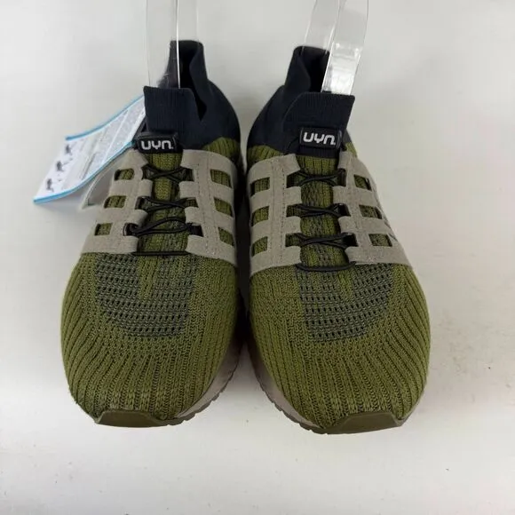UYN Nature Tune Trainers Sneaker Womens size 7 Sage Carbon Slip On Low Top Shoes