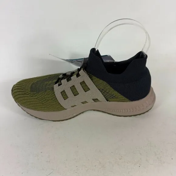 UYN Nature Tune Trainers Sneaker Womens size 7 Sage Carbon Slip On Low Top Shoes