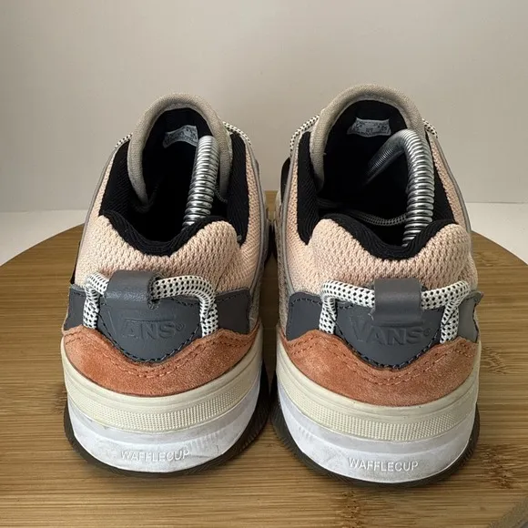 VANS Varix WC Turtledove Wafflecup Ultra Cush Lite Mens 7 Women 8.5