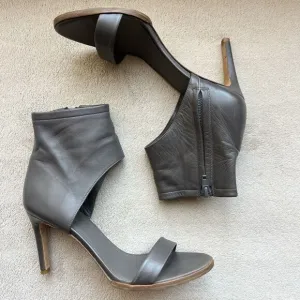 Vince Annalie Cuff Ankle Wrap Gray Leather Heeled Sandals Women 6 M Side Zip