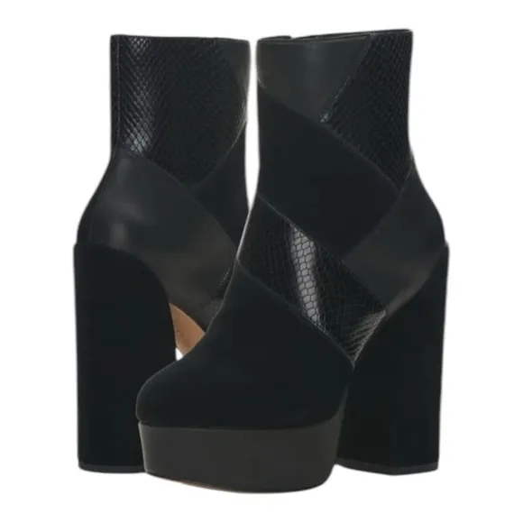 VINCE CAMUTO GILISAMA BLACK SUEDE PATCHWORK BLOCK HEEL PLATFORM ANKLE BOOTS NWOT