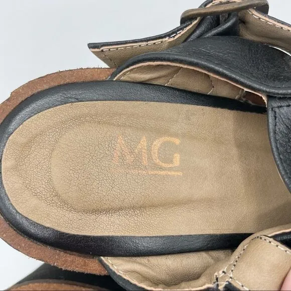 Vintage Y2K 90's 70's MG Platform Leather Sandals