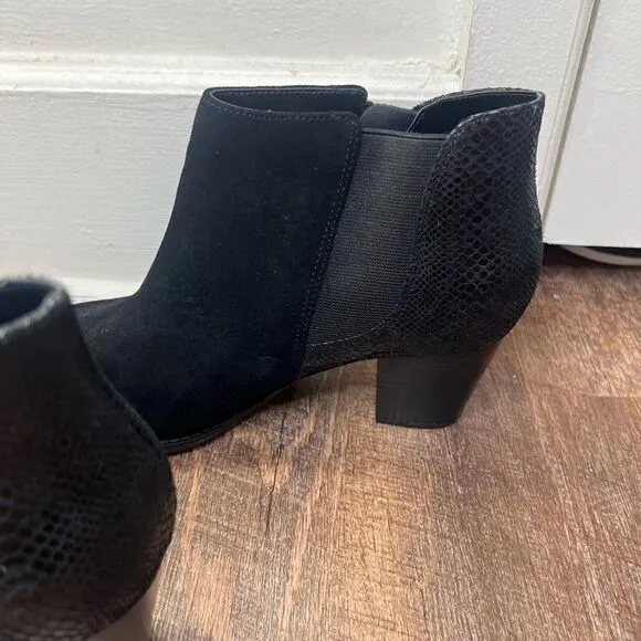 Vionic Black Anne Ortho Snake Print Leather/Suede Ankle Boots Size 9