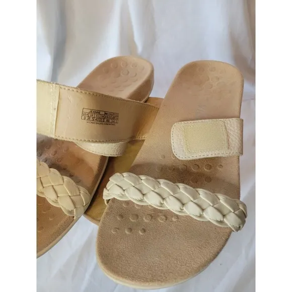 Vionic Jeanne Sandals Ivory Womens Size 9 Wide Braided Slide Hook &amp; Loop