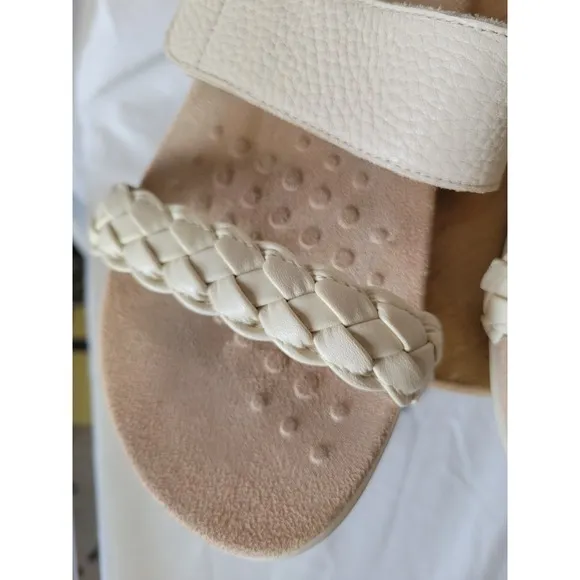 Vionic Jeanne Sandals Ivory Womens Size 9 Wide Braided Slide Hook &amp; Loop