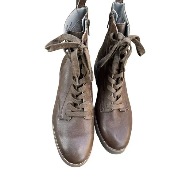 Vionic Lani Boots Brown Leather Lightweight Lug‎ Sole Water Repellent, Size 8 W