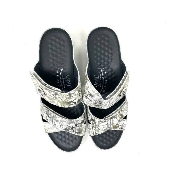 Vital 5104 Petra Clown Creme Leather Comfort Sandals
