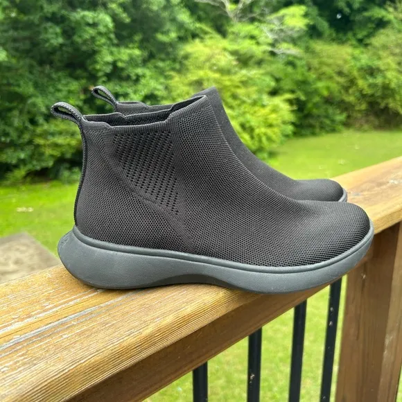 Vivaia Water-Repellent Sneaker Boot Sliders (Urban Boots)