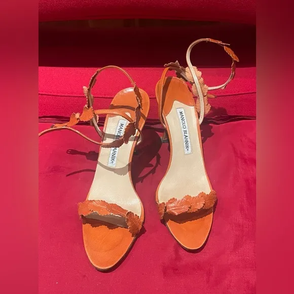 VTG Manolo Blahnik orange leaf leather sandals 4” hells sz 36.5