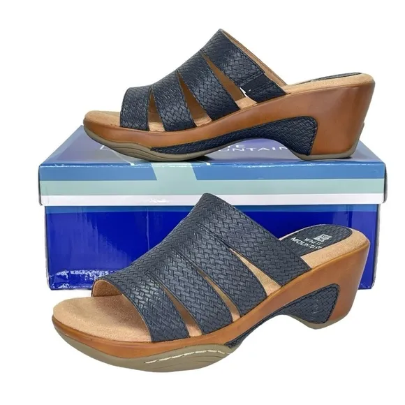 White Mountain Womens Valora Navy Woven Clog Slide Sandals Size 7.5M