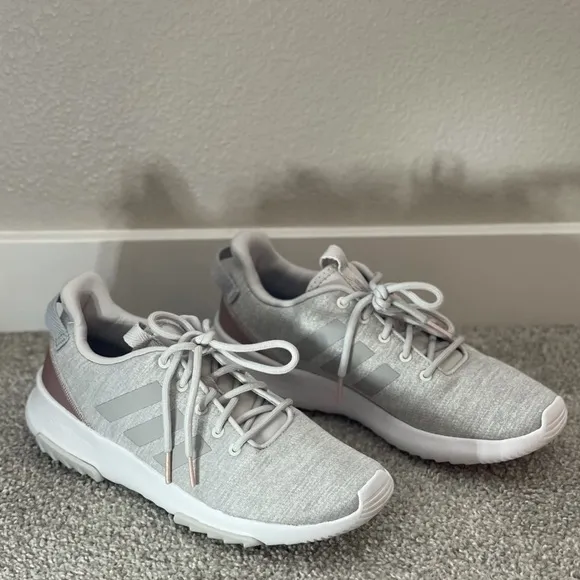 Women’s Adidas Cloudfoam Tracer Shoes