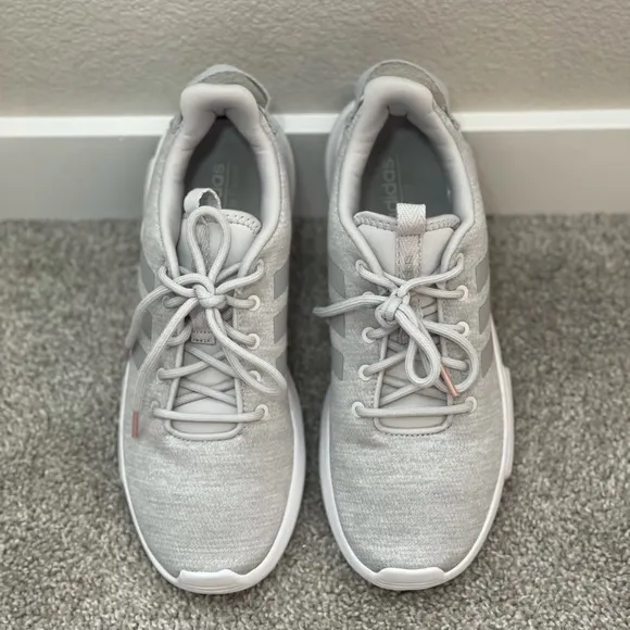 Women’s Adidas Cloudfoam Tracer Shoes