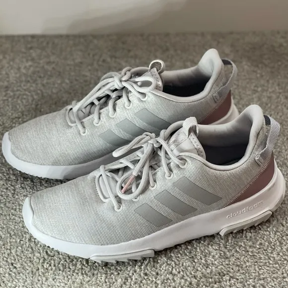 Women’s Adidas Cloudfoam Tracer Shoes