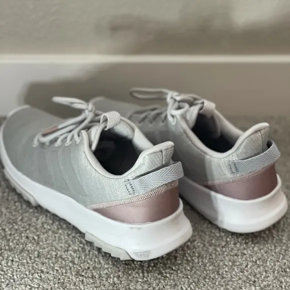 Women’s Adidas Cloudfoam Tracer Shoes