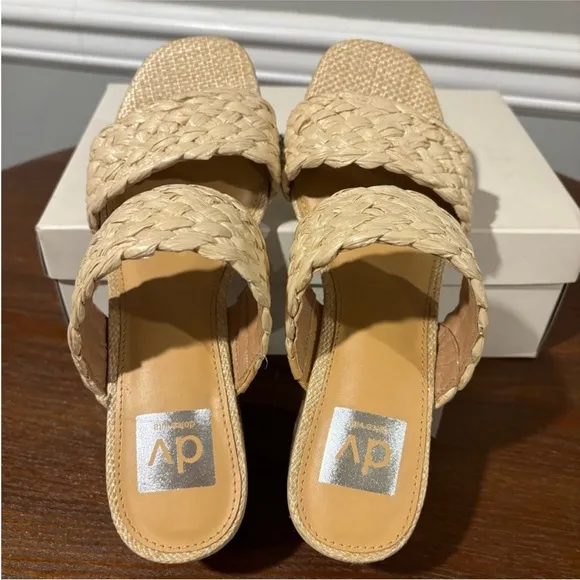 Women's Dolce Vita Raffia Sandals - Size 7.5 Worn for 3 hrs (I kept the 7)