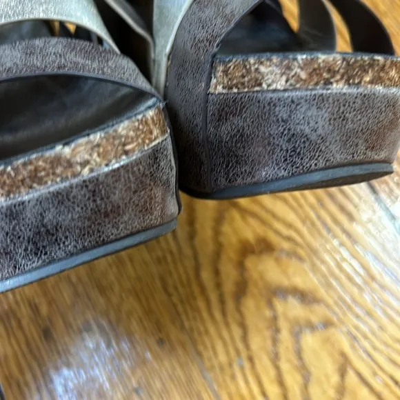 Y2K style Pierre Dumas platform wedge sandals. Cork soles. Size 6. Silver/bronze