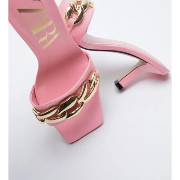 ZARA Heeled Sandals With Chain Detail Gold Pink