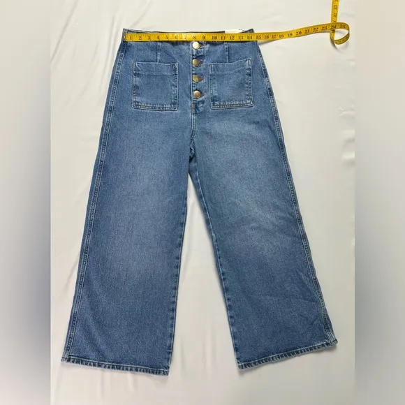 Zara Wide Leg High Rise Cropped Jeans