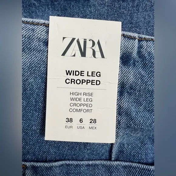 Zara Wide Leg High Rise Cropped Jeans