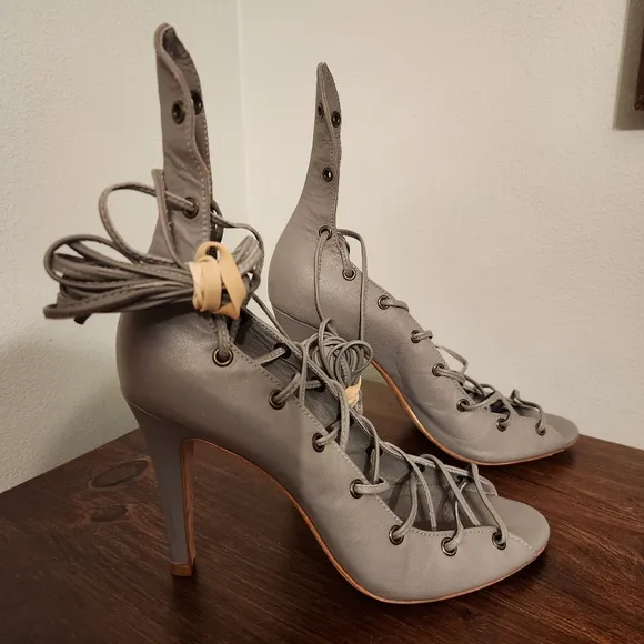 Zimmermann Lace Up Heels in Gray E.U. 37, U.S. 6.5