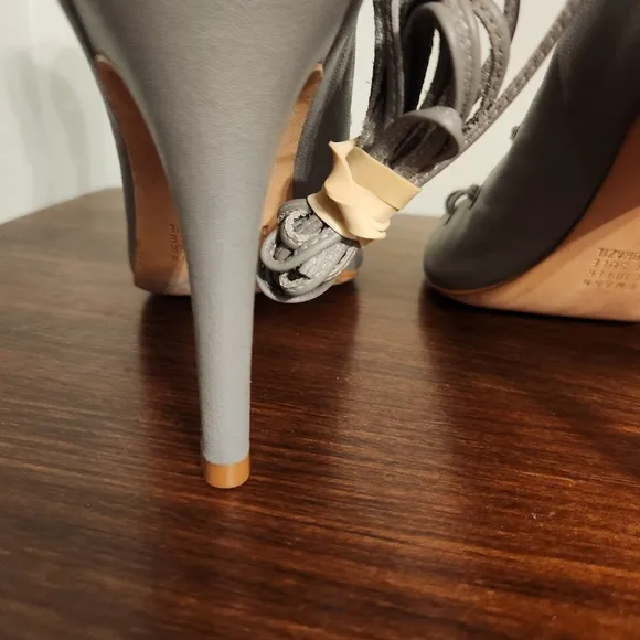 Zimmermann Lace Up Heels in Gray E.U. 37, U.S. 6.5